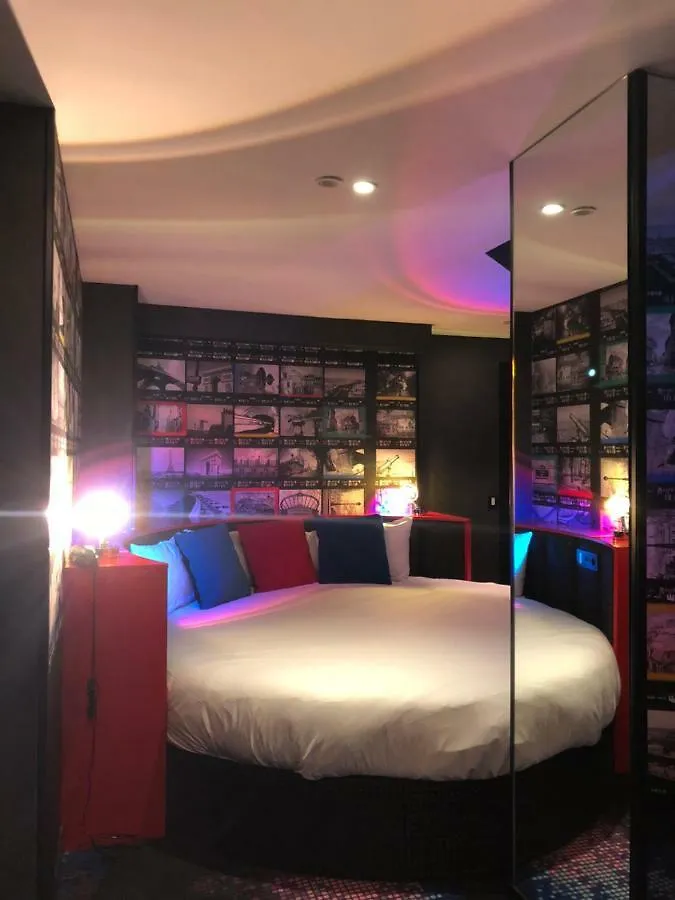 ****  Declic Hotel Paris França